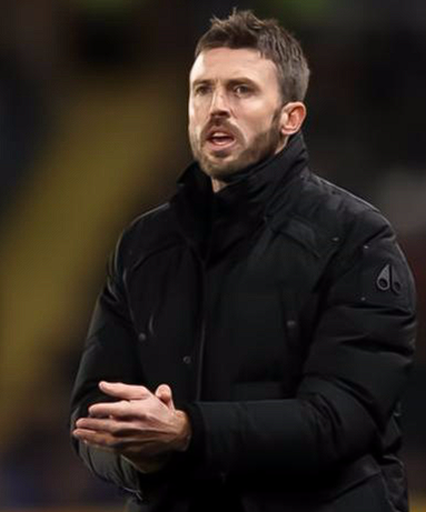 曼联后卫马兹拉维盛赞教练组：深刻理解铸就球队新气象